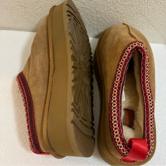 UGG Tan Slippers with Red Trim - Picture 9 of 12